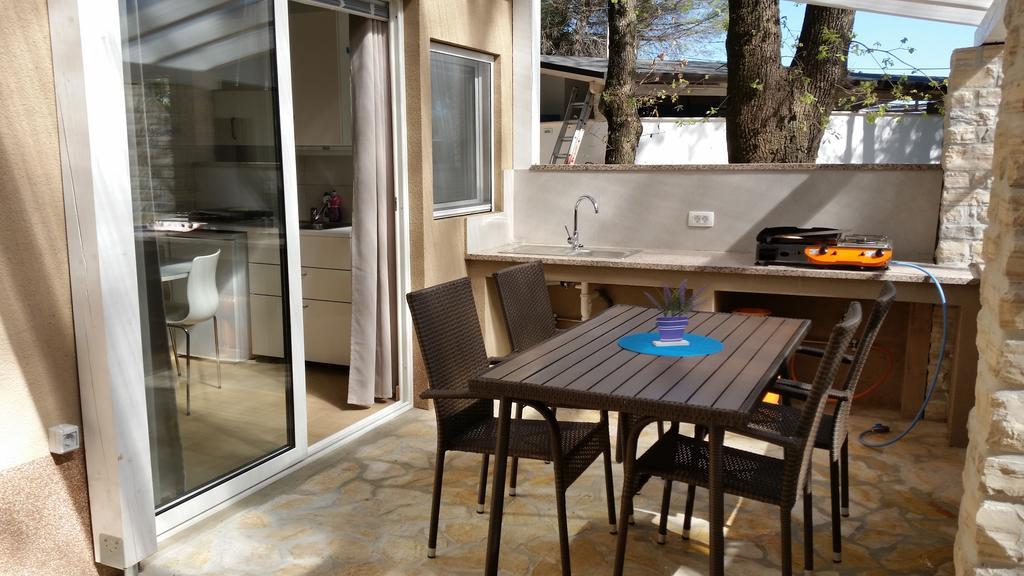 Holiday Park Mimoza Basanija Ngoại thất bức ảnh